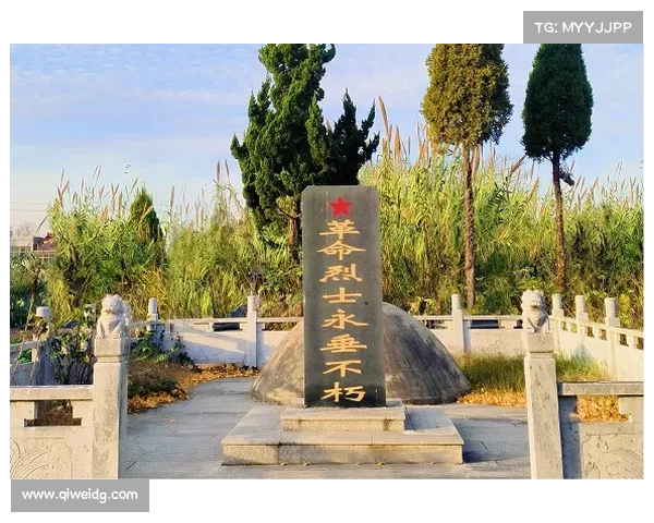 村霸砸毁广东红军烈士墓,竟以“风水”做理由引发公愤(村霸强拆烈士灵堂) 村霸砸毁广东红军烈士墓,竟以“风水”做理由引发公愤(村霸强拆烈士灵堂)
