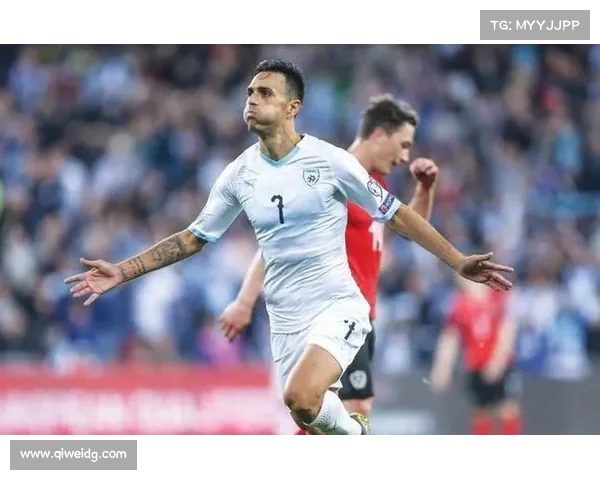 欧洲国家联赛以色列队扎哈维凌空抽射